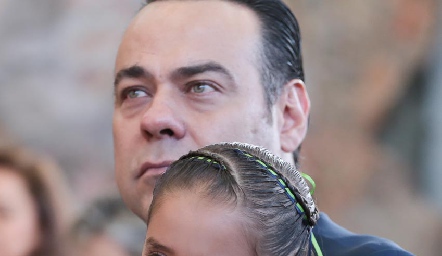 Alejandro Torres con su hija Ximena.