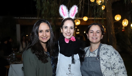  Claudia Villasana, Dany Mina y Claudia Ávila.