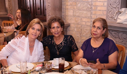  Rosy Mercado, Carmelita e Isabel Torres Corzo.
