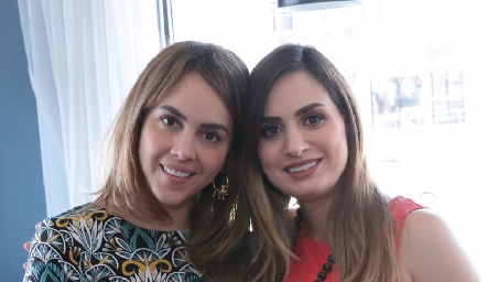  Natalia Muñoz y Montse Muñiz.