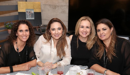  Angélica Pardiña, Norma García, Gabriela García y Claudia Suárez.
