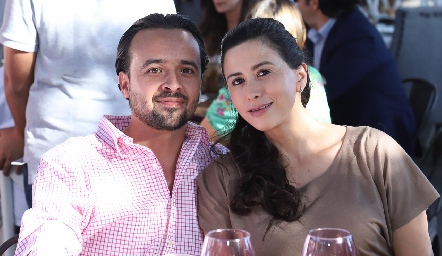  René Castillo y Alicia Fernández.