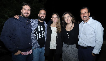  Ro Valle, Frankie Gutiérrez, Fer Ramírez, Cristina Galán y Alberto Kasis.