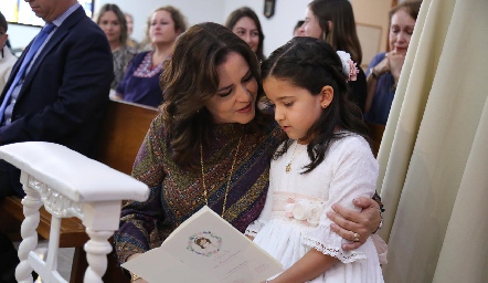 Gaby Carreón con su hija Montse Córdova.