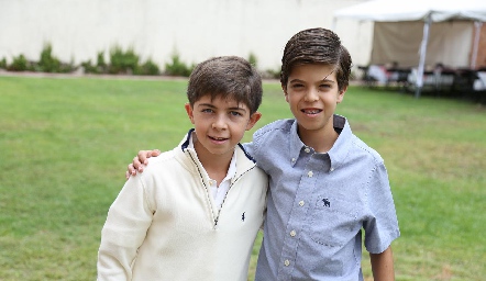  Fernando y Lucas.