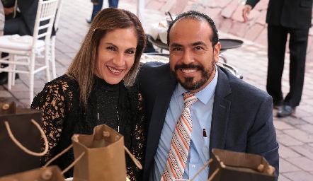  Ingrid Campos y Hugo González.