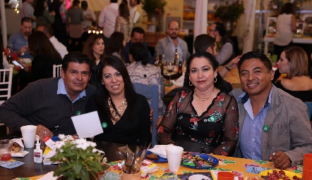  Fernando Juache, Elizabeth López, Claudia Briones y Ernesto Medina.