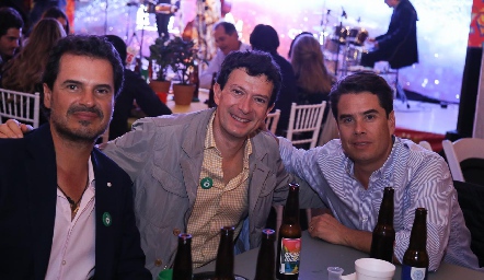  Eduardo Gómez, Héctor Salas y Guillermo Chávez.