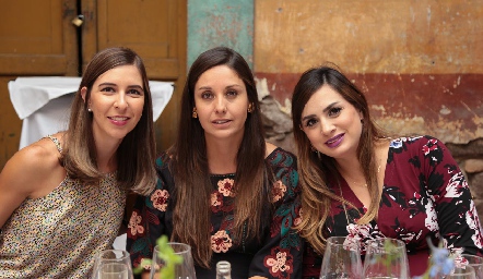  Paulina Solano, Ale Díaz Infante y Montse Muñiz.
