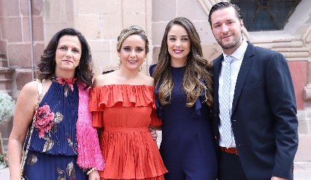  Gabriela Meade, Ana Gaby Díaz Infante, Paloma Díaz Infante y Rodrigo Planas.
