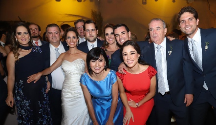  Ana Gaby, Nicolás, Dany y Andrés Mina, Gaby Payán, Tere, Alejandro, Tere y Alejandro Mancilla y Fico Díaz Infante.