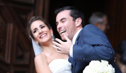  Dany Mina y Alejandro Mancilla ya son esposos.