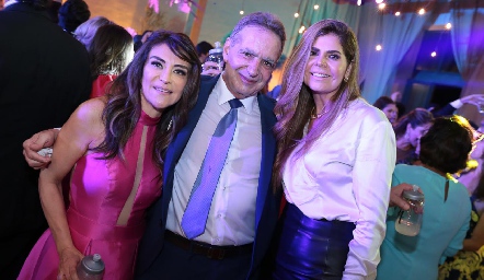  Mónica Gutiérrez, Daniel Dauajare y Martha Díez Gutiérrez.