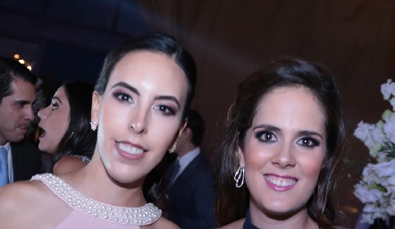  Mariana Tobías y Ana Gaby Mina.