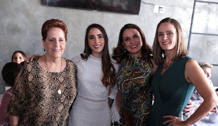 Guadalupe García de Bárcena, Lorena Cuadra, Guadalupe y Lorena Bárcena García.