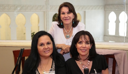 Amalia Meade, Susana Rivera y Flor Moreno.