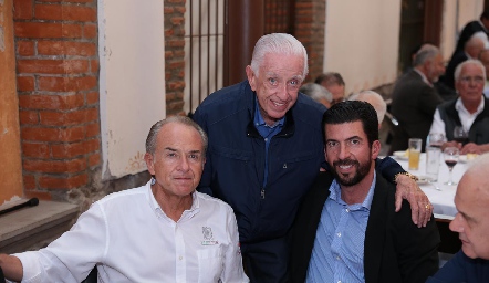  Juan Manuel Carreras, Manuel Carreras y Juan Paulo Almazán.