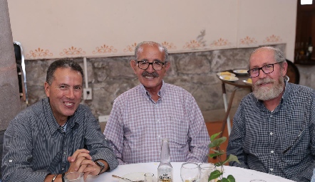  Alejandro Mendoza, José Luis Moreno y Beto Ayala.
