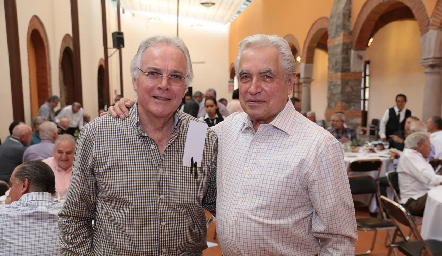  Gonzalo Benavente y Octaviano Gómez y Gómez.