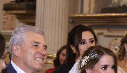  Ana Gaby Ibarra con su papá Gustavo Ibarra.