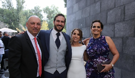  Carlos González, Ro Valle, Ana Gaby Ibarra y Gaby Villanueva.