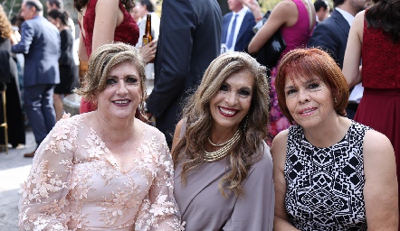  Rosaura López, Lety Varga y Rocío Álvarez.
