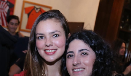  Renata Acevedo y Mariana Sánchez.