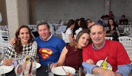 Maricarmen Ayala, Óscar Mendizábal, Eva Anaya y Manolo Martins.
