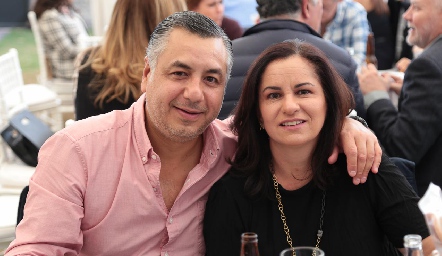 Alejandro Villasana y Claudia Ávila.