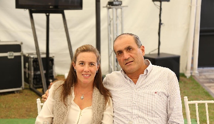  Mara Zermeño y Miguel Ortiz.