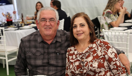  Luis Felipe Mendizábal y Susana Gaviño.