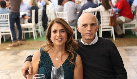  Pilar Díaz de León y Antonio Pizzuto.