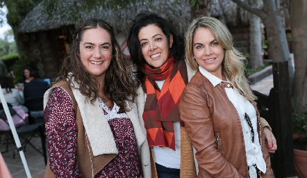  Gabriela Bárcena, Mónica Noguez y Daniela Serment.