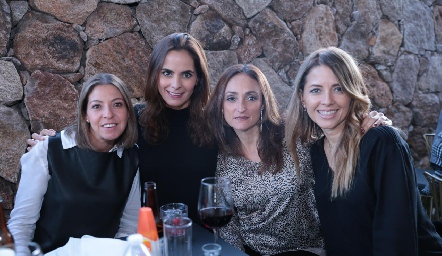  Cecilia Limón, Gloria Medina, Adriana Ocaña y Pilar Orta.