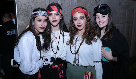 Paulina Godínez, Jimena García, Liz García y Camila Cardoza.