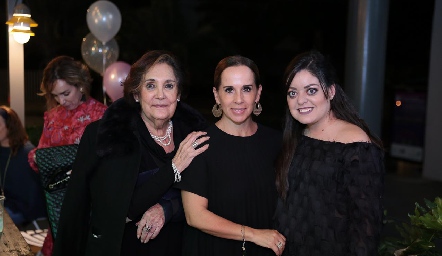  María Elena Ramírez, Martha del Río y Andrea Gutiérrez.