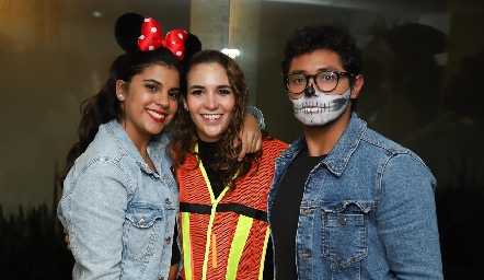  Ceci Sánchez, Lucila Andrade y Ketar Gómez.