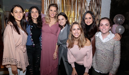  Carmelita Del Valle, Ale Torres, Benilde Hernández, Mayte Soberón, Paulina Aguirre, Claudia Villasana y Gaby Foyo.