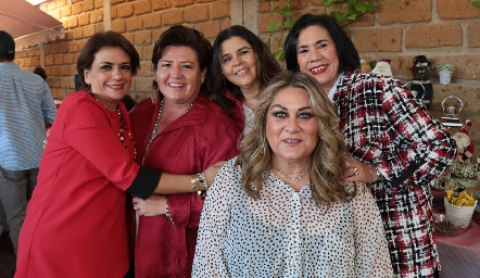  Guadalupe González, Beatriz Bremer, Paty Valadés, Carmenchu Motilla y Carla Serna.