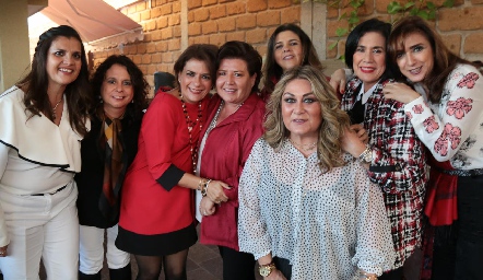  Sabrina Gaviño, Lucía Bravo, Guadalupe González, Beatriz Bremer, Paty Valadés, Carmenchu Motilla, Martha Abud y Carla Serna.
