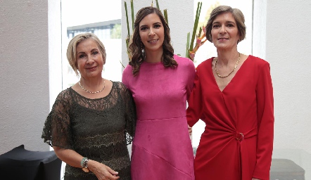  Lula Fernández de Mendizábal, Paulina Solano y Cecilia Bárcena de Solano.