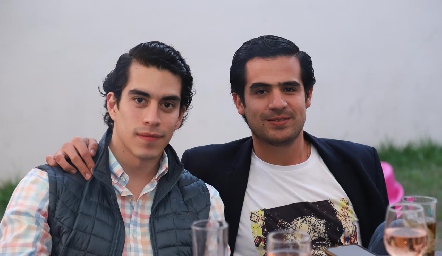  Luis Eduardo Cansino y Rodolfo Ortega.