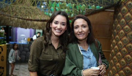  Paloma González y María José Abaroa.