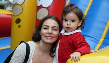  Alejandra Rocha y Carlota Torres.