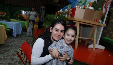  Marcela Zapata y Ana Pau.