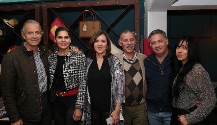  Francisco de la Rosa, Martha Díez Gutiérrez, Marcela Milán, Francisco Correa, Alejandro César y Angie Hernández.