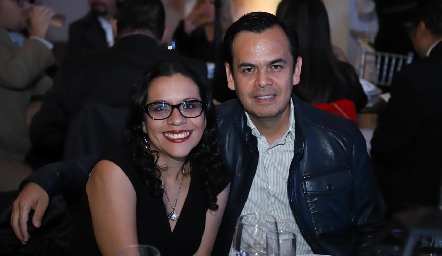  Adriana Martínez y Enrique Espinosa.