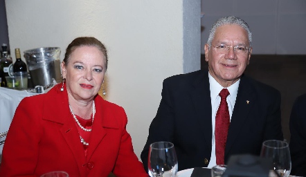  Patricia Salinas y Ángel Sosa.