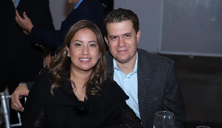 Juliette Andrade y Jesús Vega.