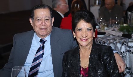  Francisco Javier Mercado y María Teresa Mendoza.